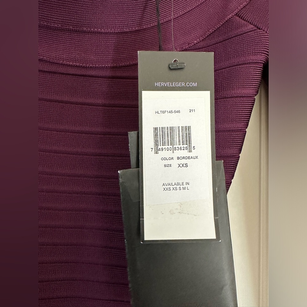 Herve Leger bandage dress with sleeves - Picture 5 of 7